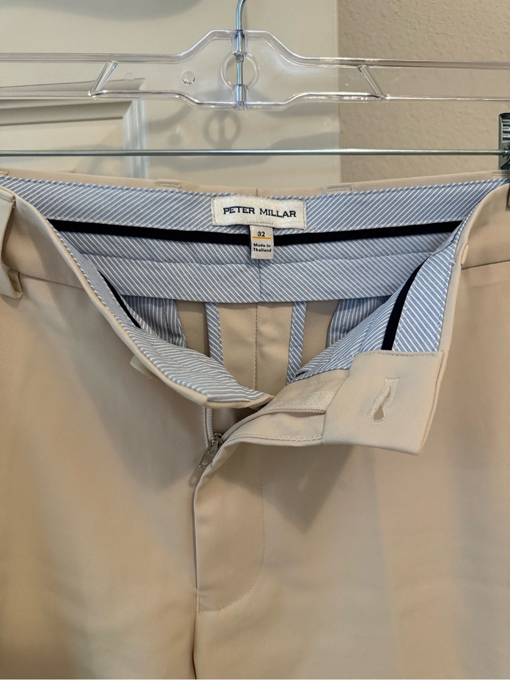 Peter Millar Salem Stone classic fit Performance Short- hemmed 8inch inseam - Picture 2 of 4